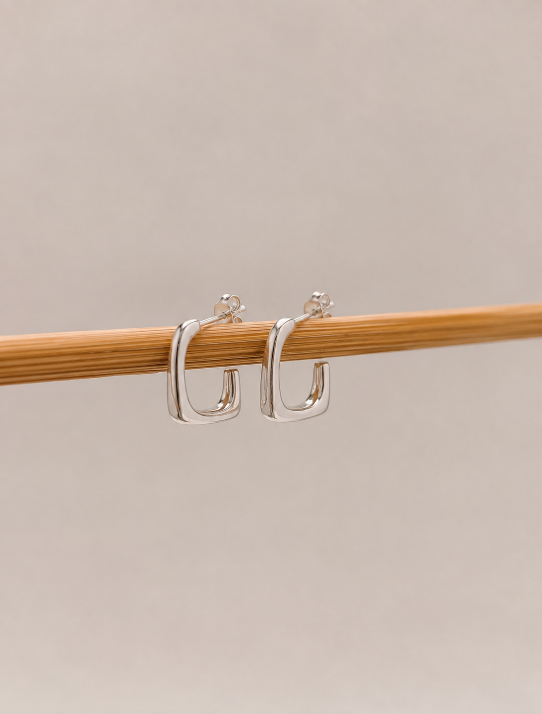 Brinco Argola Quadrado 3mm x 1.3cm