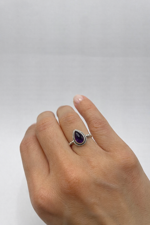 Anel Ametista Gota Prata 925