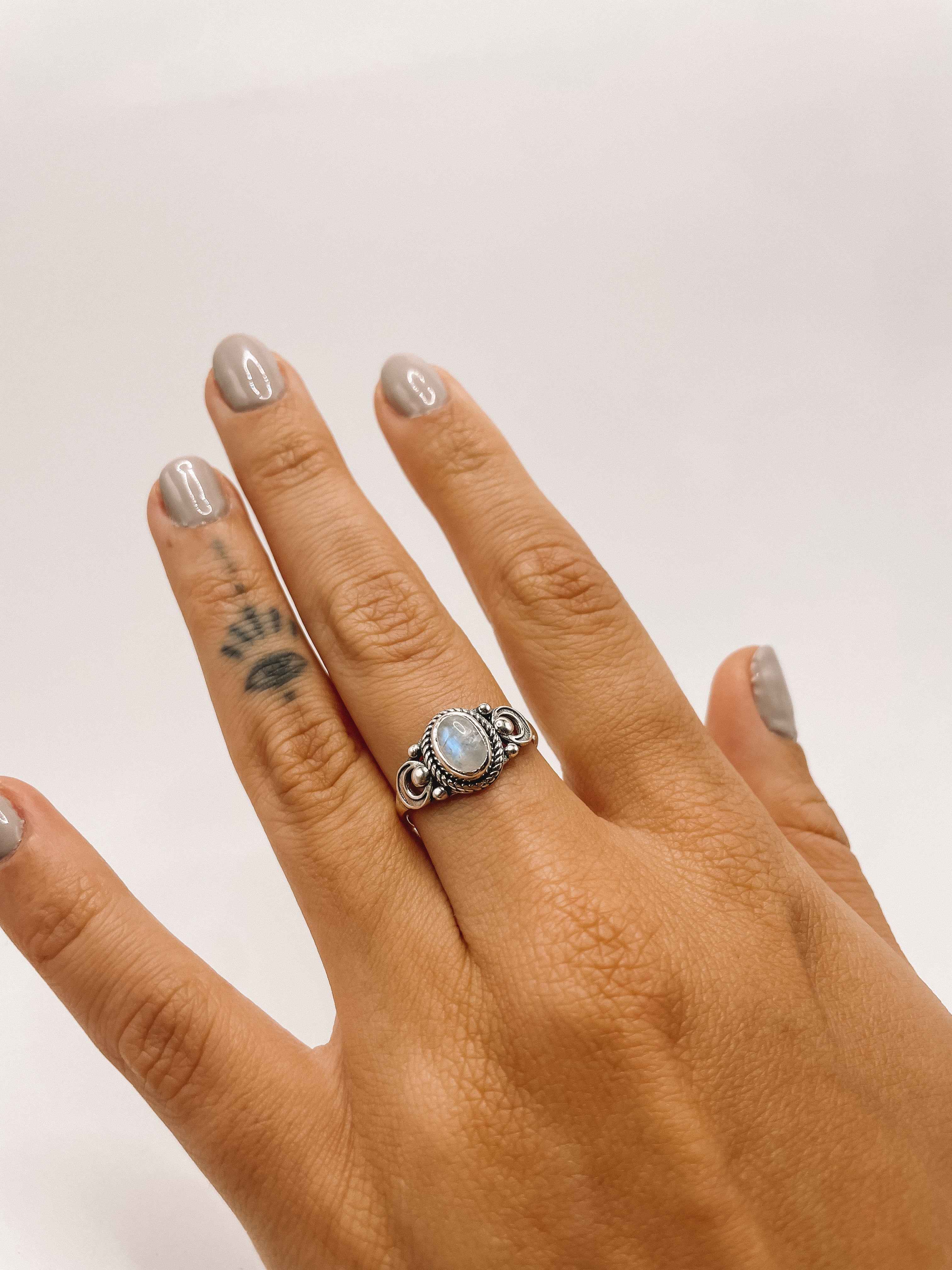 Anel Pedra da Lua Lua Crescente Prata 925 image 1