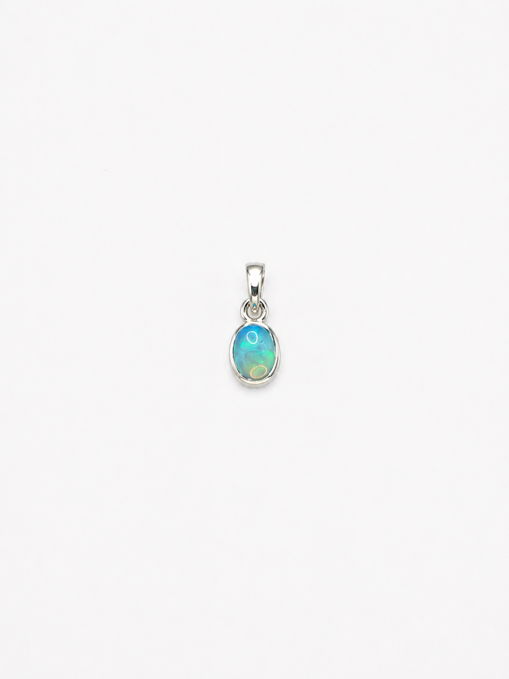 Colar Opala Etíope Oval Prata 925