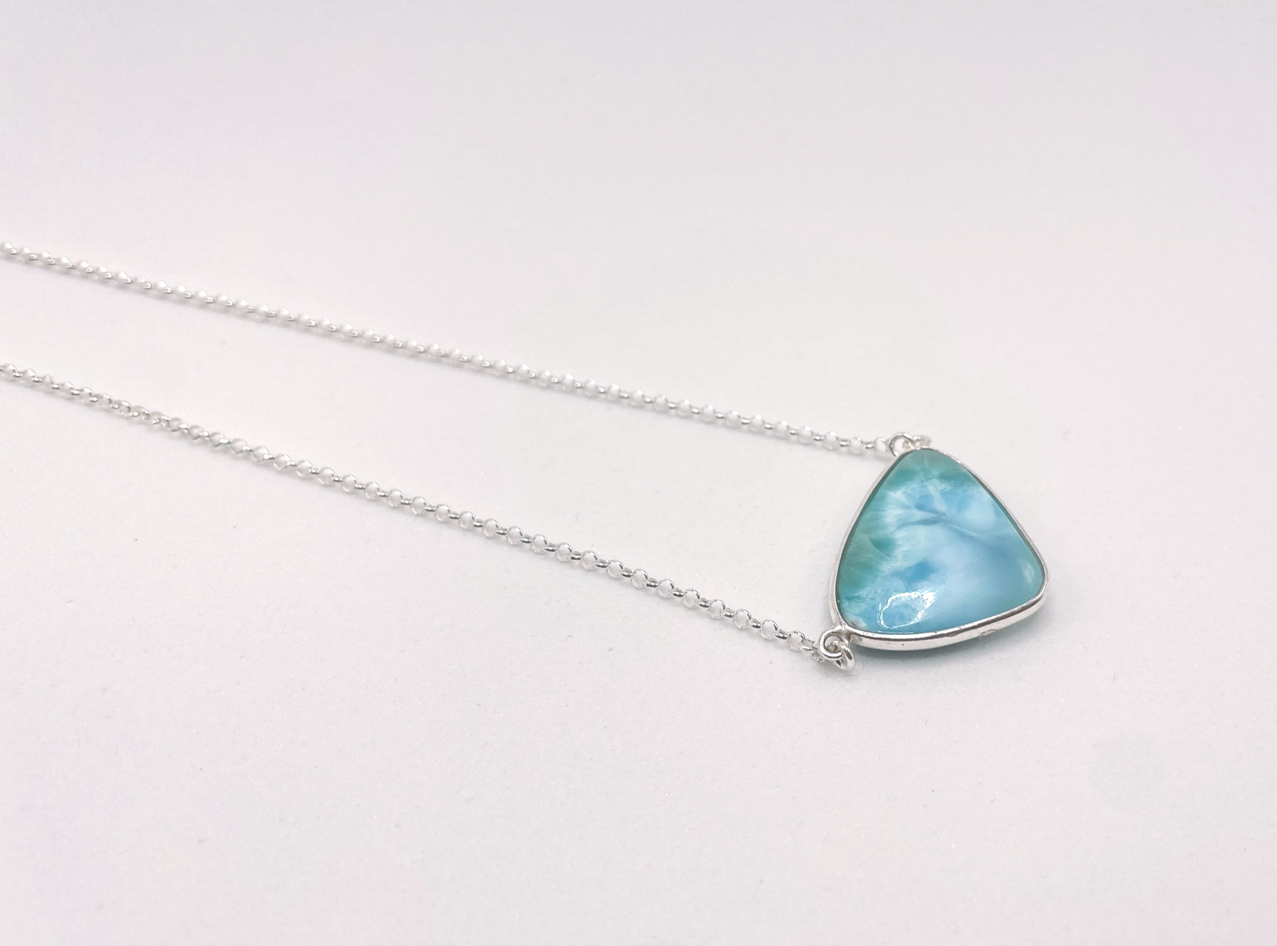 Colar Larimar Triângulo Prata 925 image 1