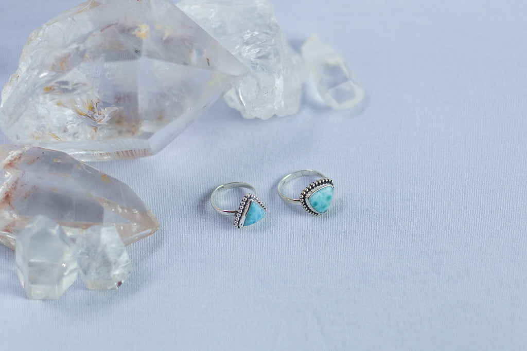 Anel Larimar Triângulo Prata 925 image 4