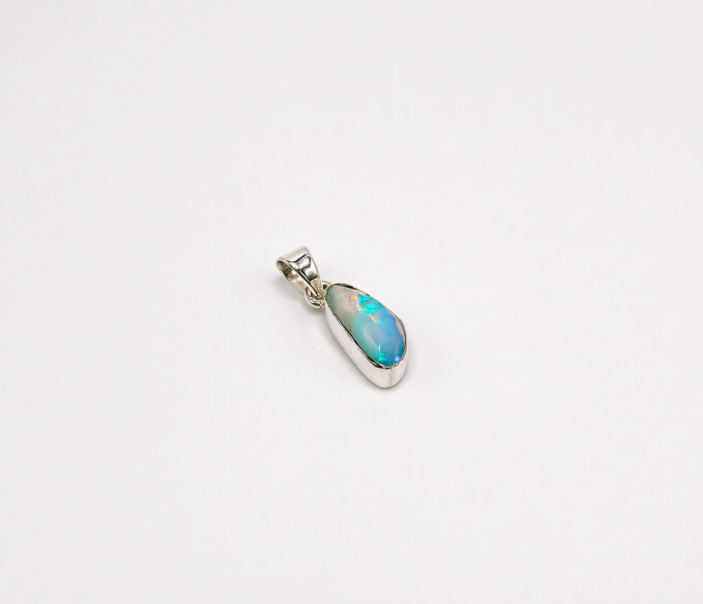 Colar Opala Etíope Azul Facetada Prata 925