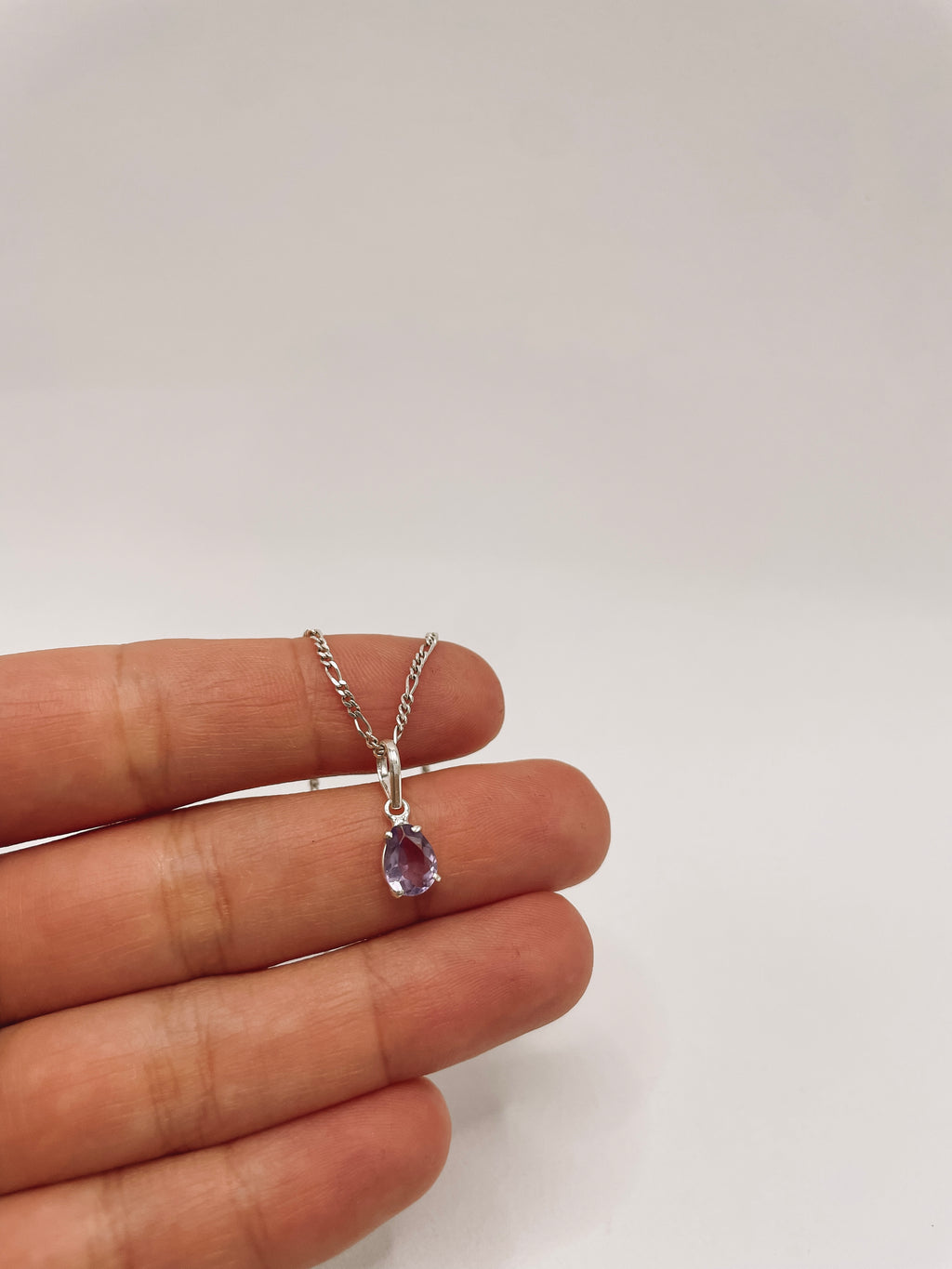 Colar de Ametista Gota Lapidada Prata 925