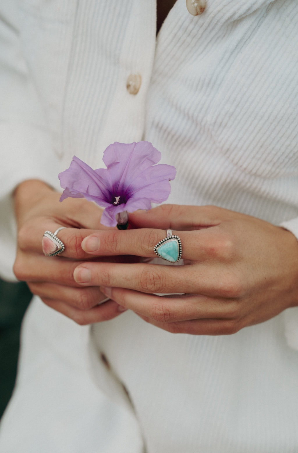Anel Larimar Triângulo Prata 925