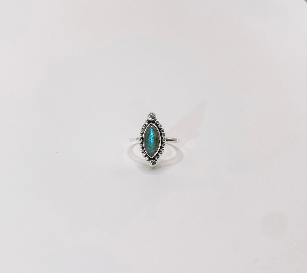 Anel Labradorita Marquise Prata 925