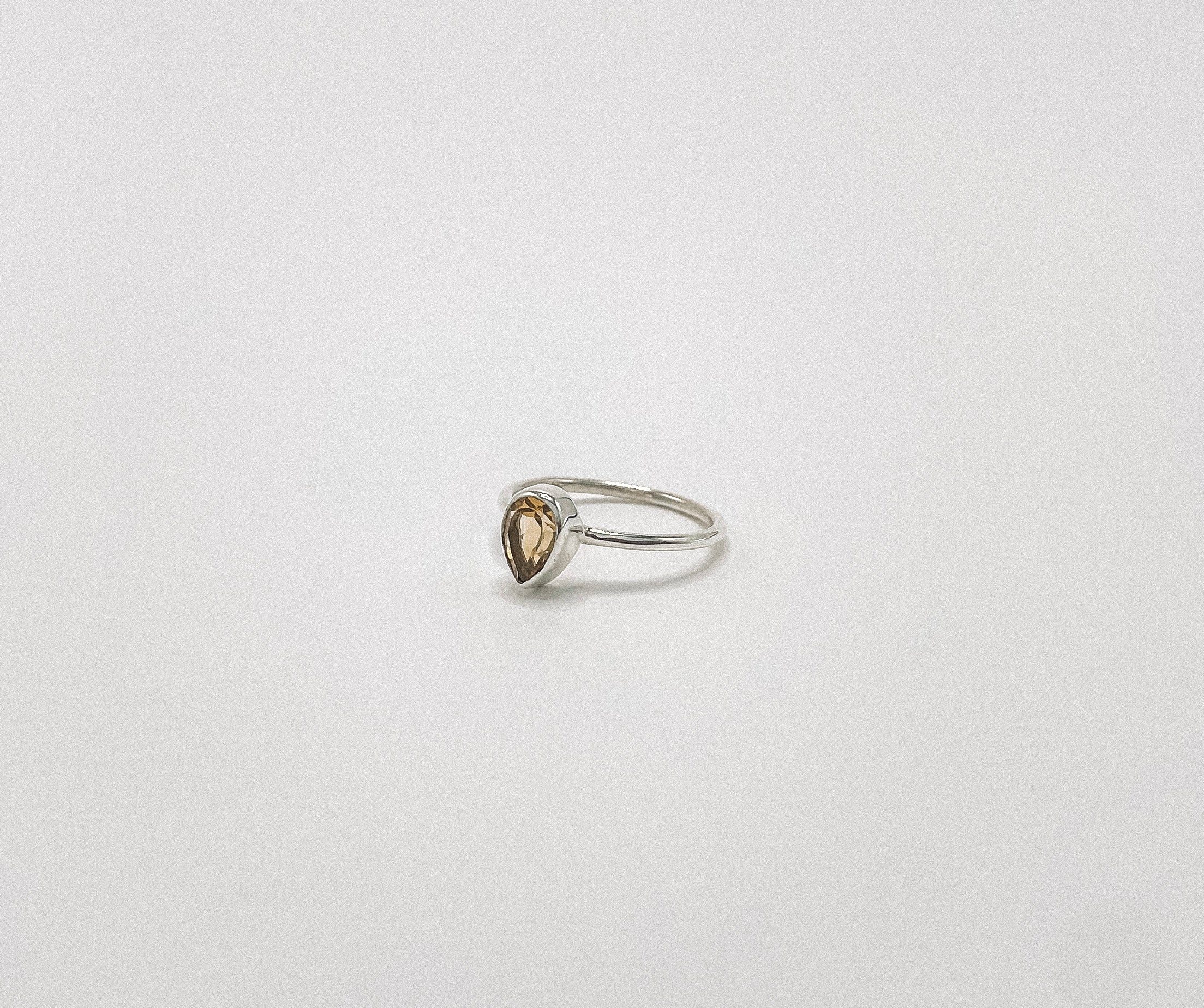 Anel Citrino Gota Prata 925