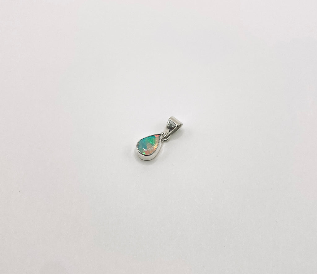 Colar Opala Etíope Gota Facetada Prata 925