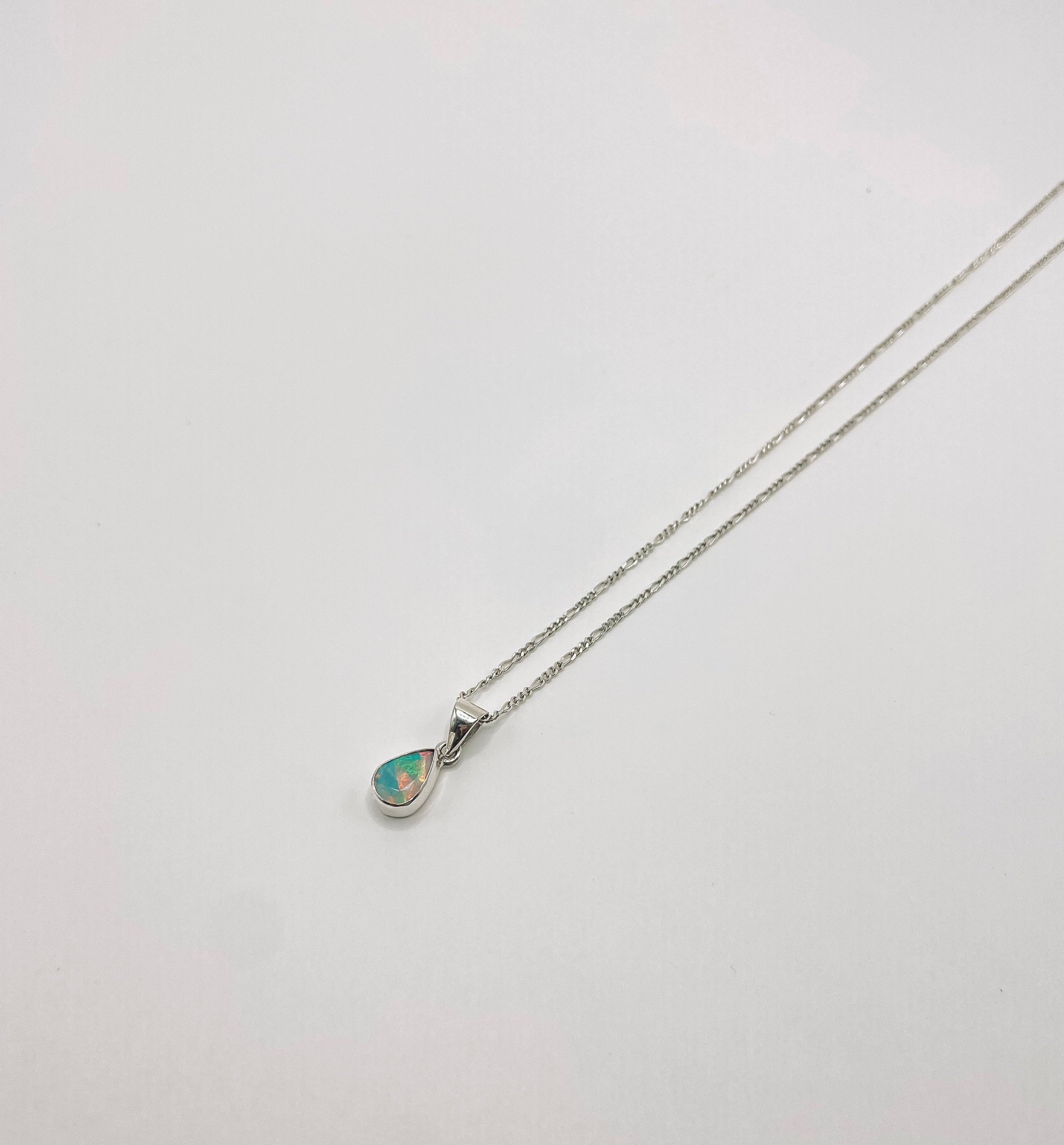 Colar Opala Etíope Gota Facetada Prata 925