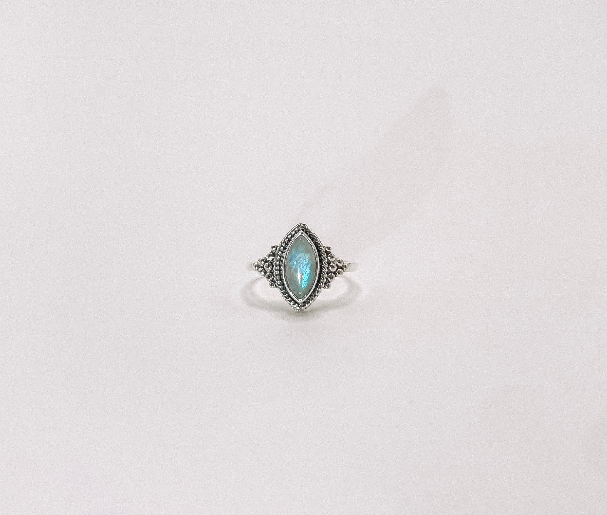 Anel Pedra da Lua Marquise Prata 925