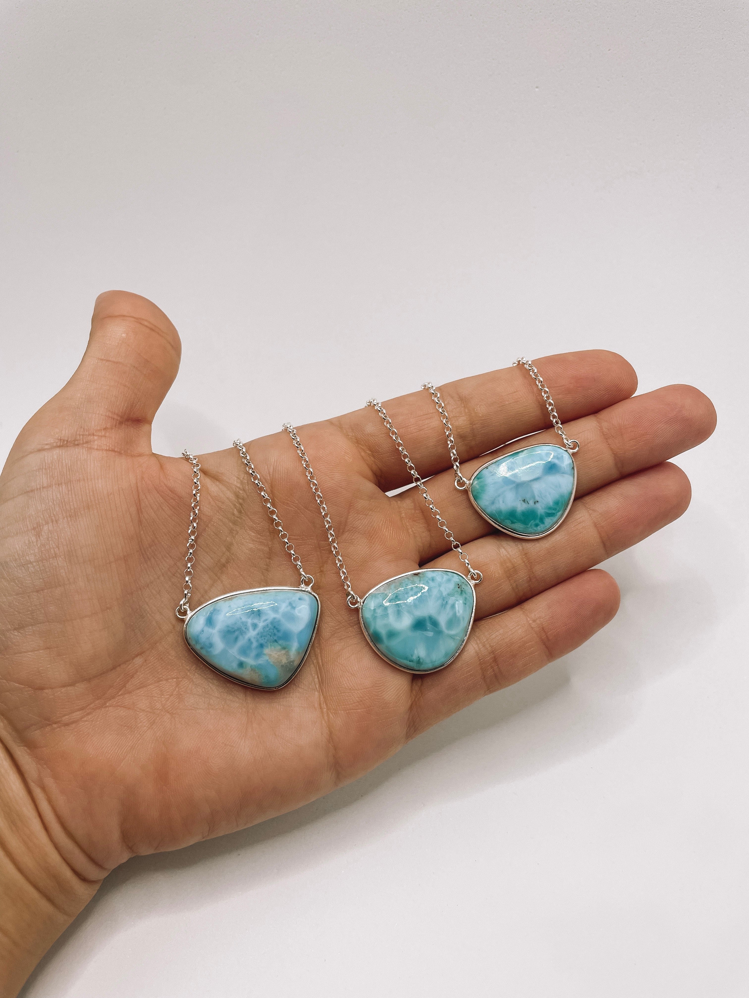 Colar Larimar Triângulo Prata 925 image 4
